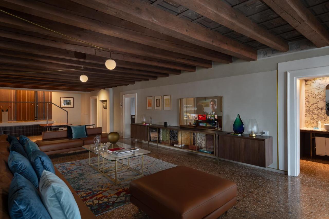 Palazzo Garzoni Apartment Venice
