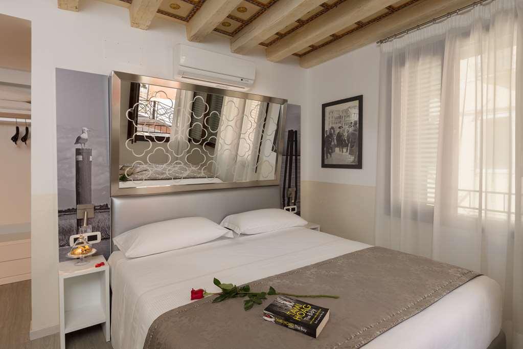 Unahotels Ala Hotel