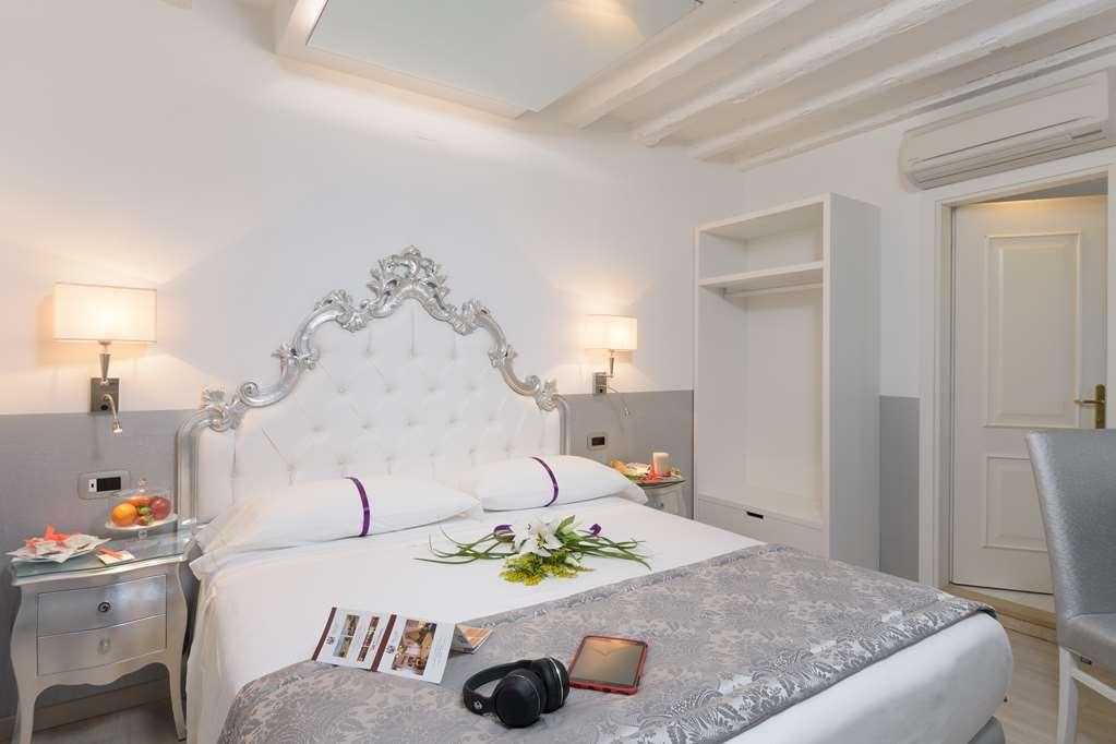 Hotel Unahotels Ala Venice