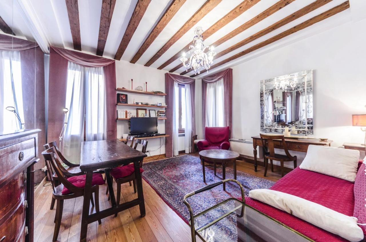 Biennale Apartamento *