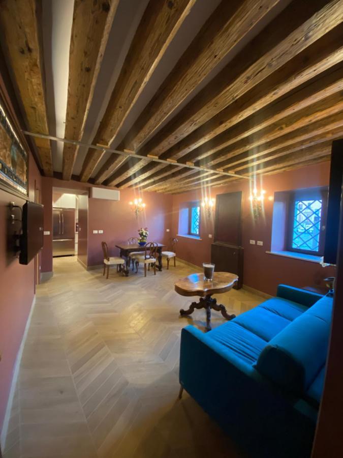 Apartment Dimora Contarini Charm On Grand Canal Venice