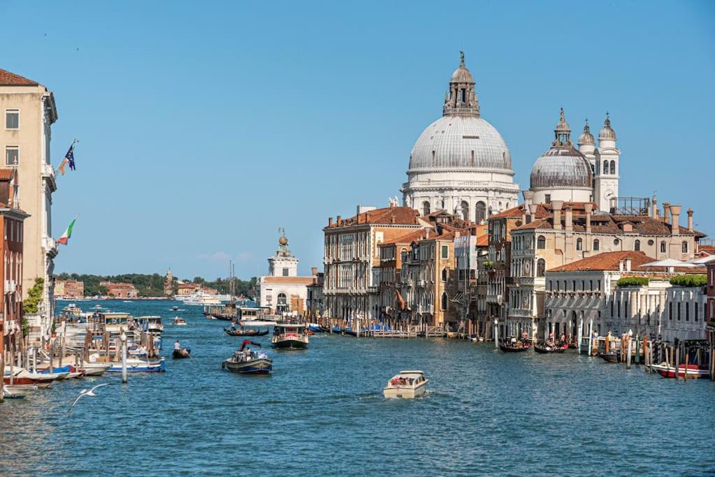 Guggenheim Dorsoduro * Veneza