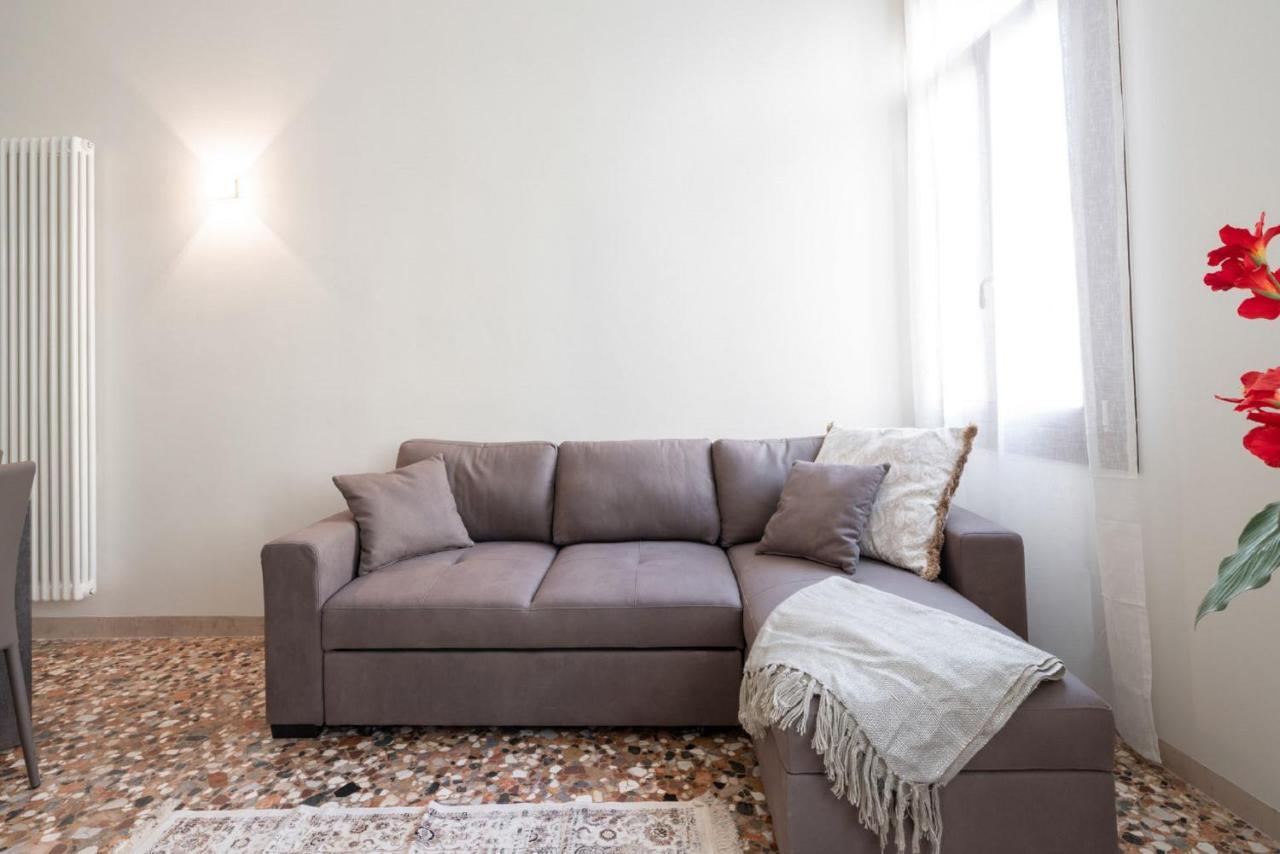 Apartment Accademia Charm By Wonderful Italy