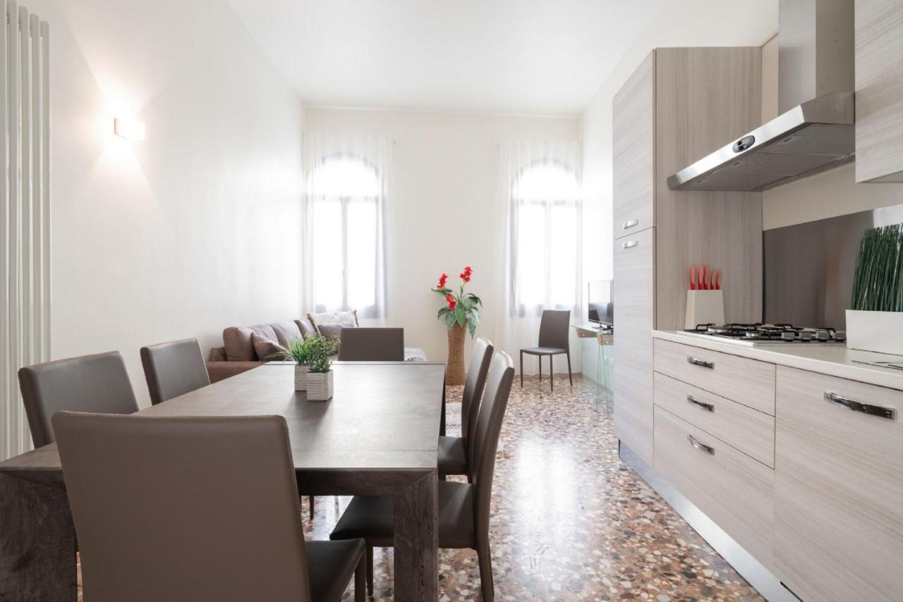Accademia Charm By Wonderful Italy Apartment