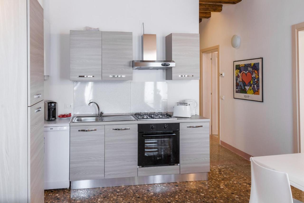 Apartment Accademia Charm By Wonderful Italy Venice