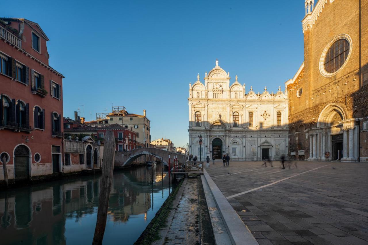 Miracoli With View On The Canal R&r Apartment