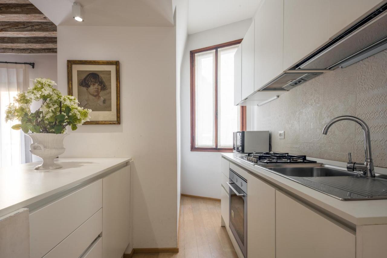 Miracoli With View On The Canal R&r Apartment *