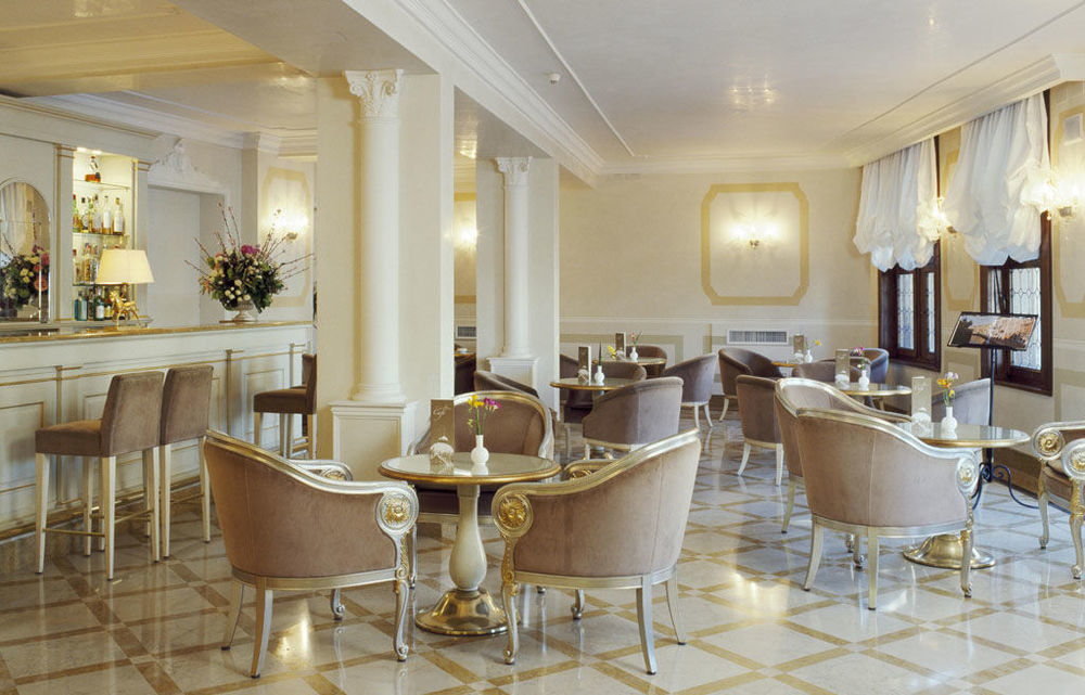 Hotel Carlton Capri 3*