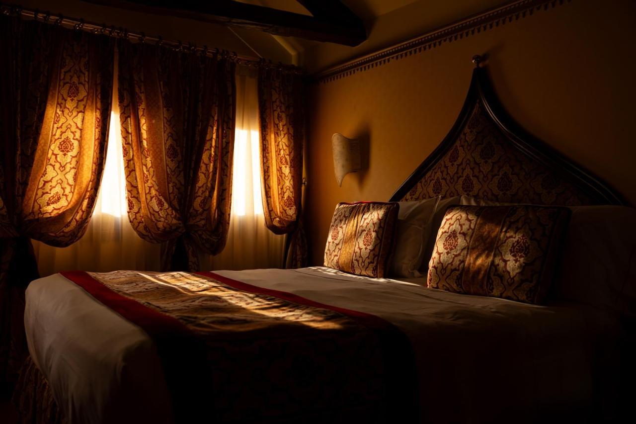 Ai Mori D'oriente Hotel 4*
