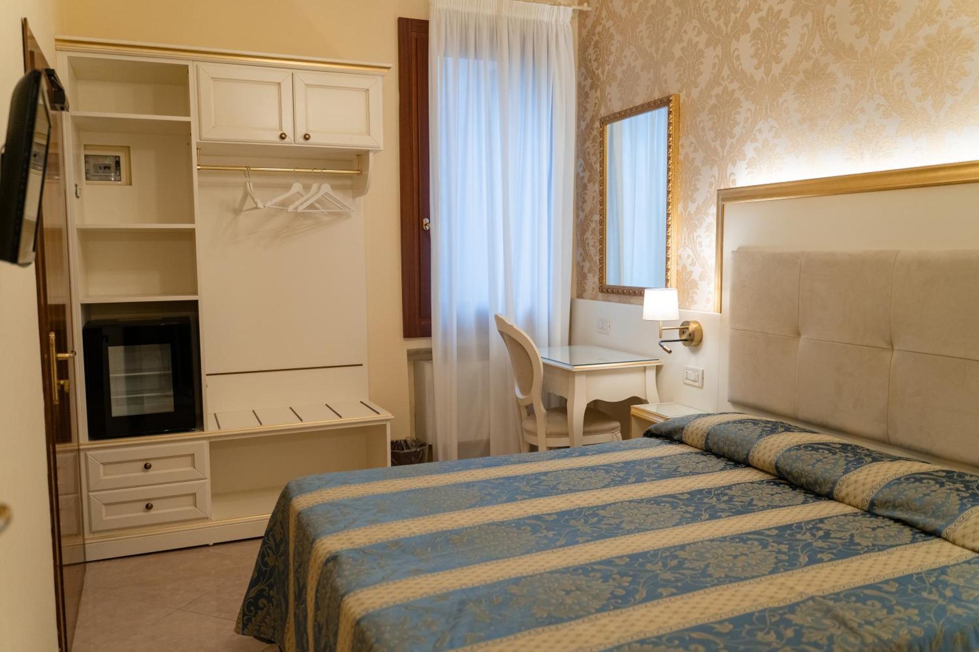 Hotel Tivoli 2*