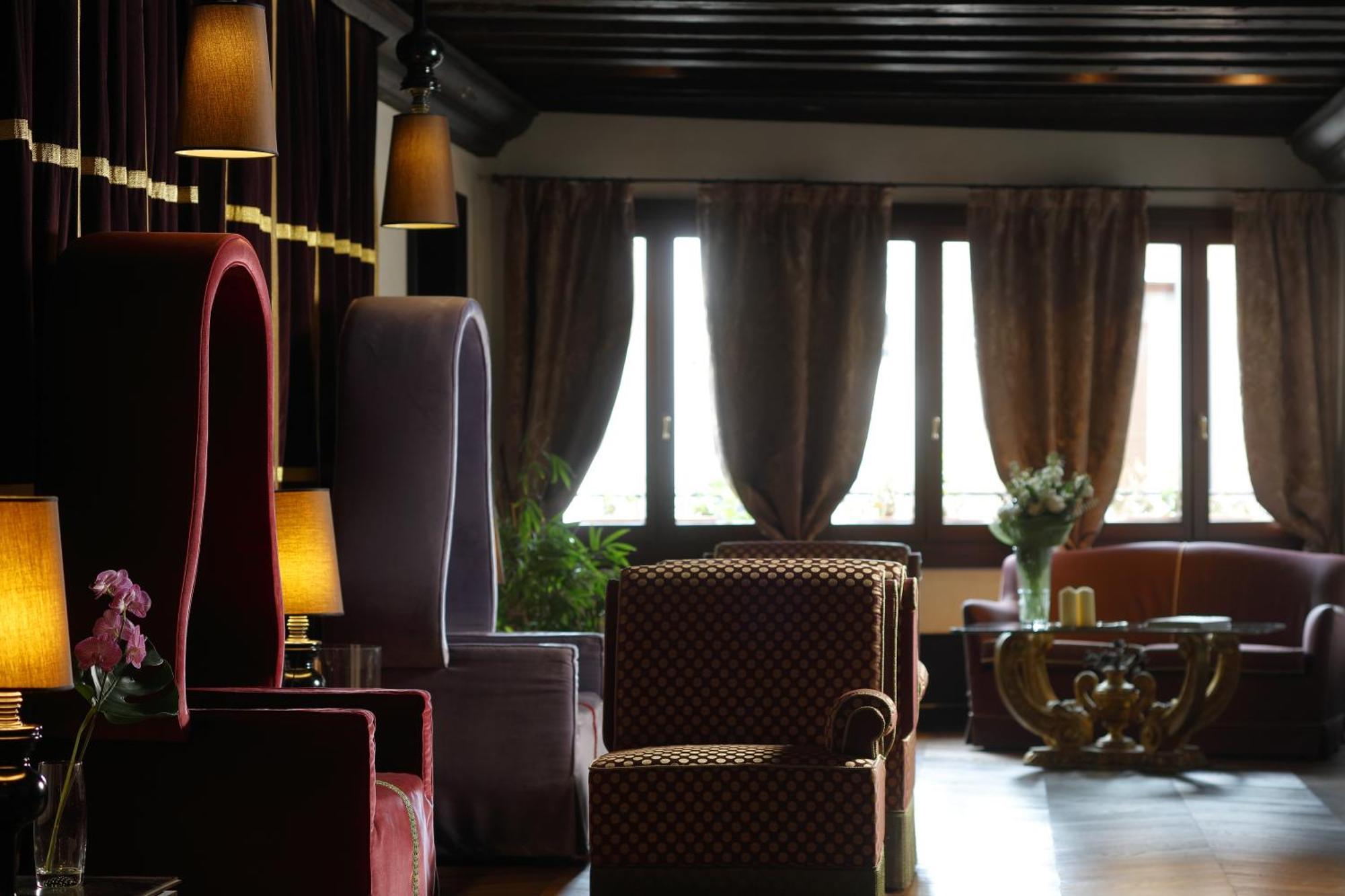 Hotel Aqua Palace 4*