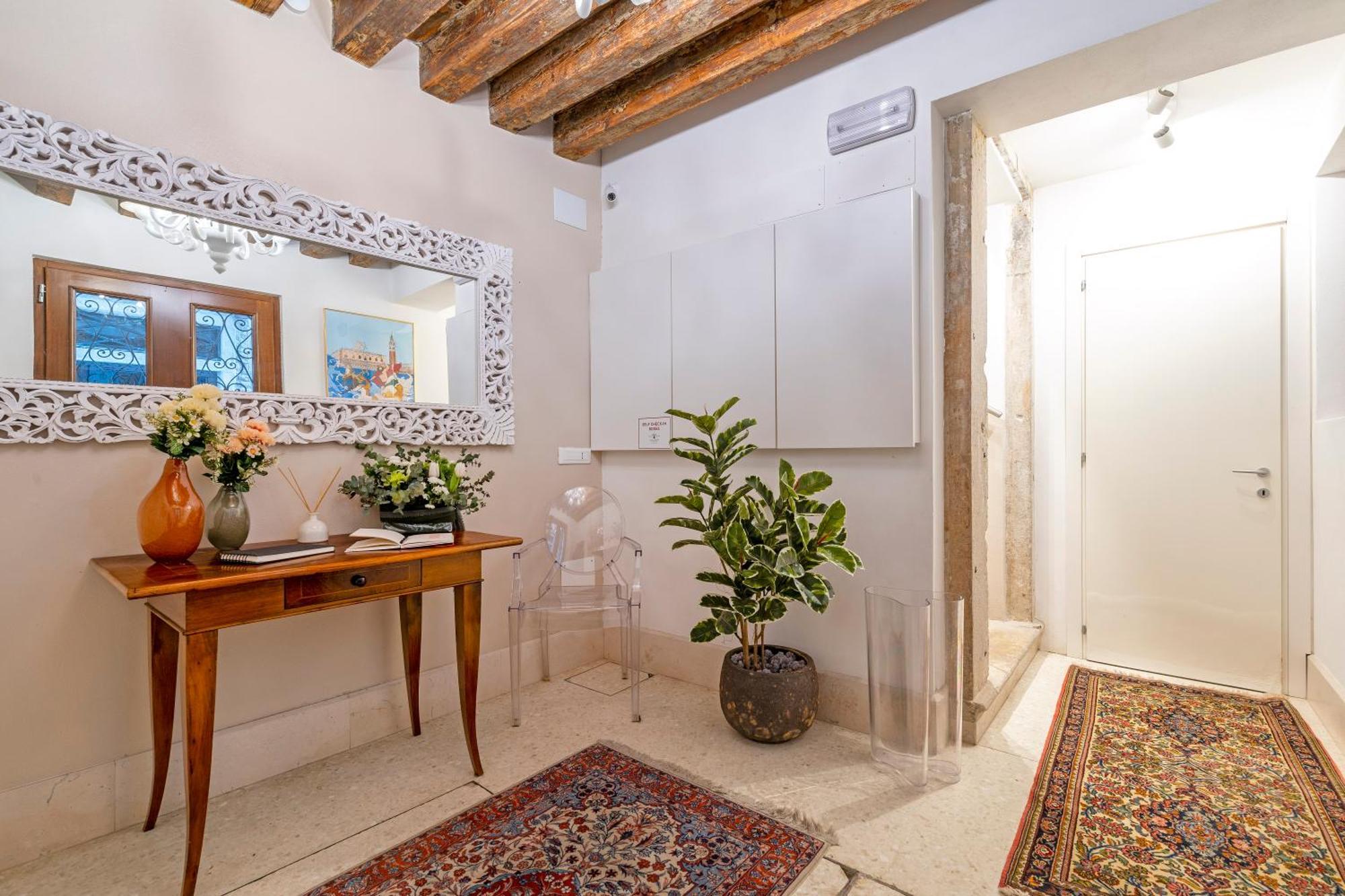 Ca' Dell'arciere Venice