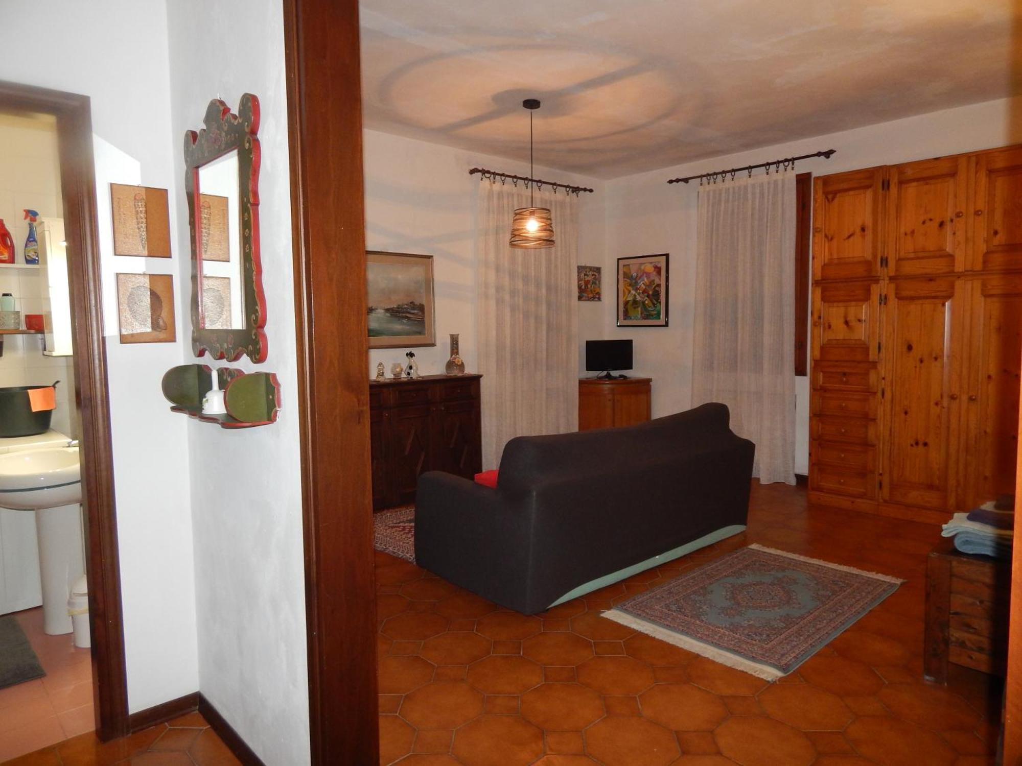 Ada Apartment *