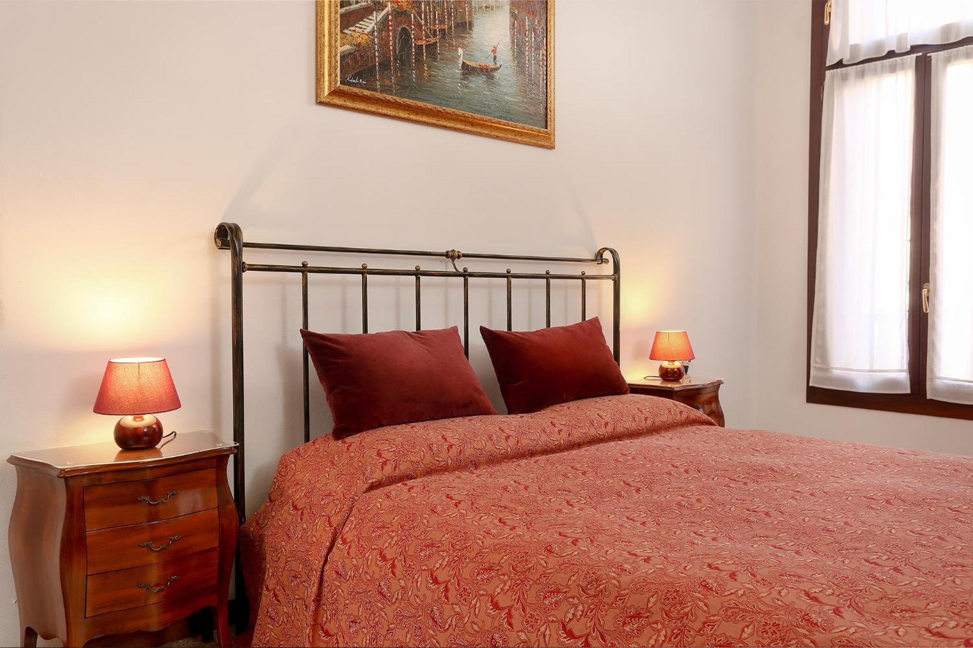Flat With Canal View Near San Marco Apartamento *