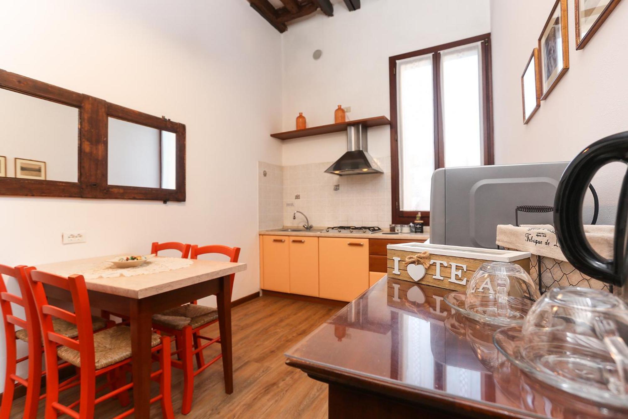 Apartamento Flat With Canal View Near San Marco *
