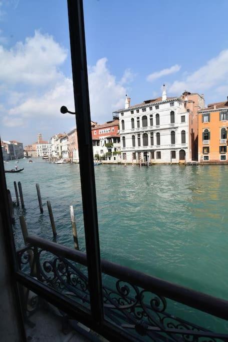 Palazzo Querini Accademia Veneza