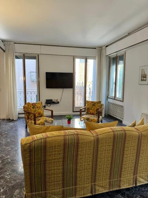 Apartment Madoneta *