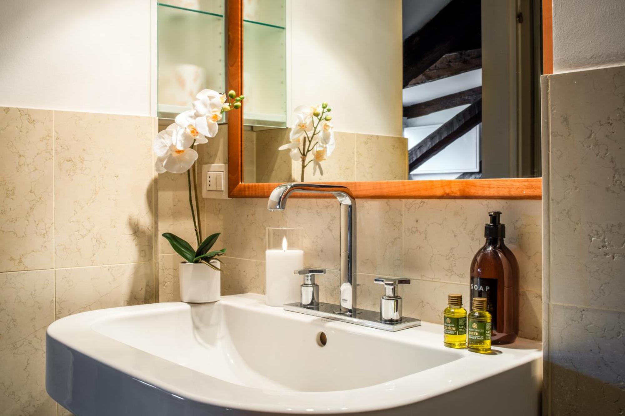 Santa Giustina Palace R&r Apartment Venice