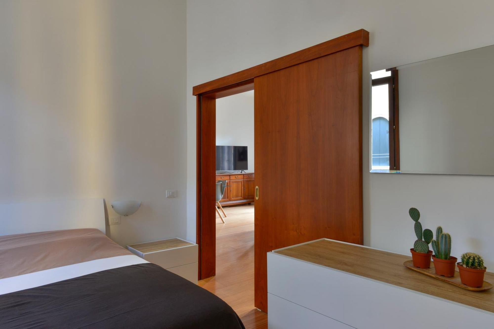 Ca' Dino - Canal View Apartment Venice