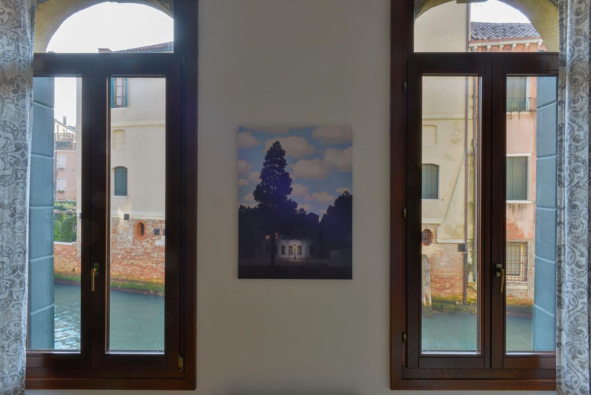 Ca' Dino - Canal View Venice