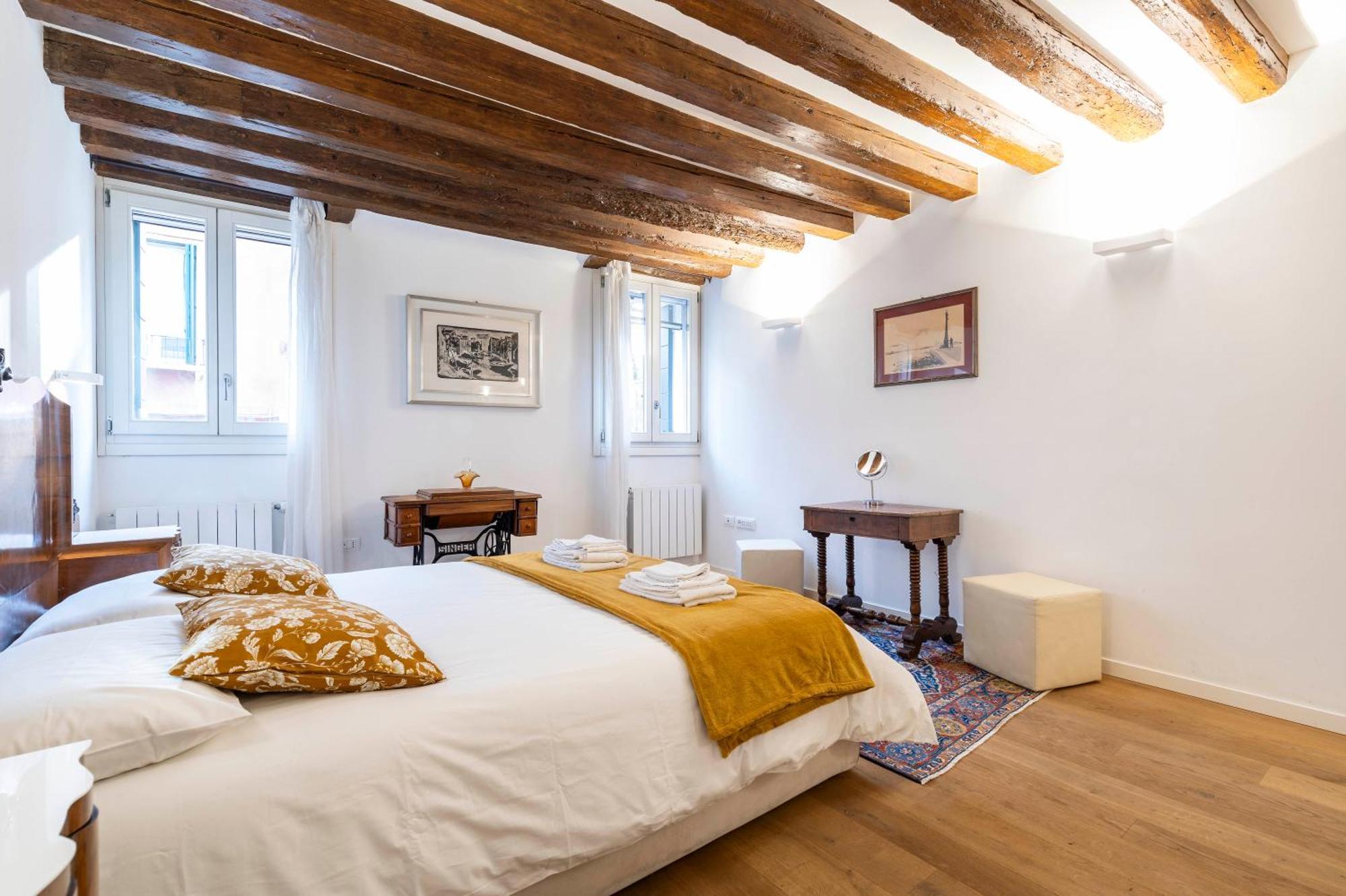 Apartment San Samuele Centro+ Wellness Pool Jacuzzi Venice