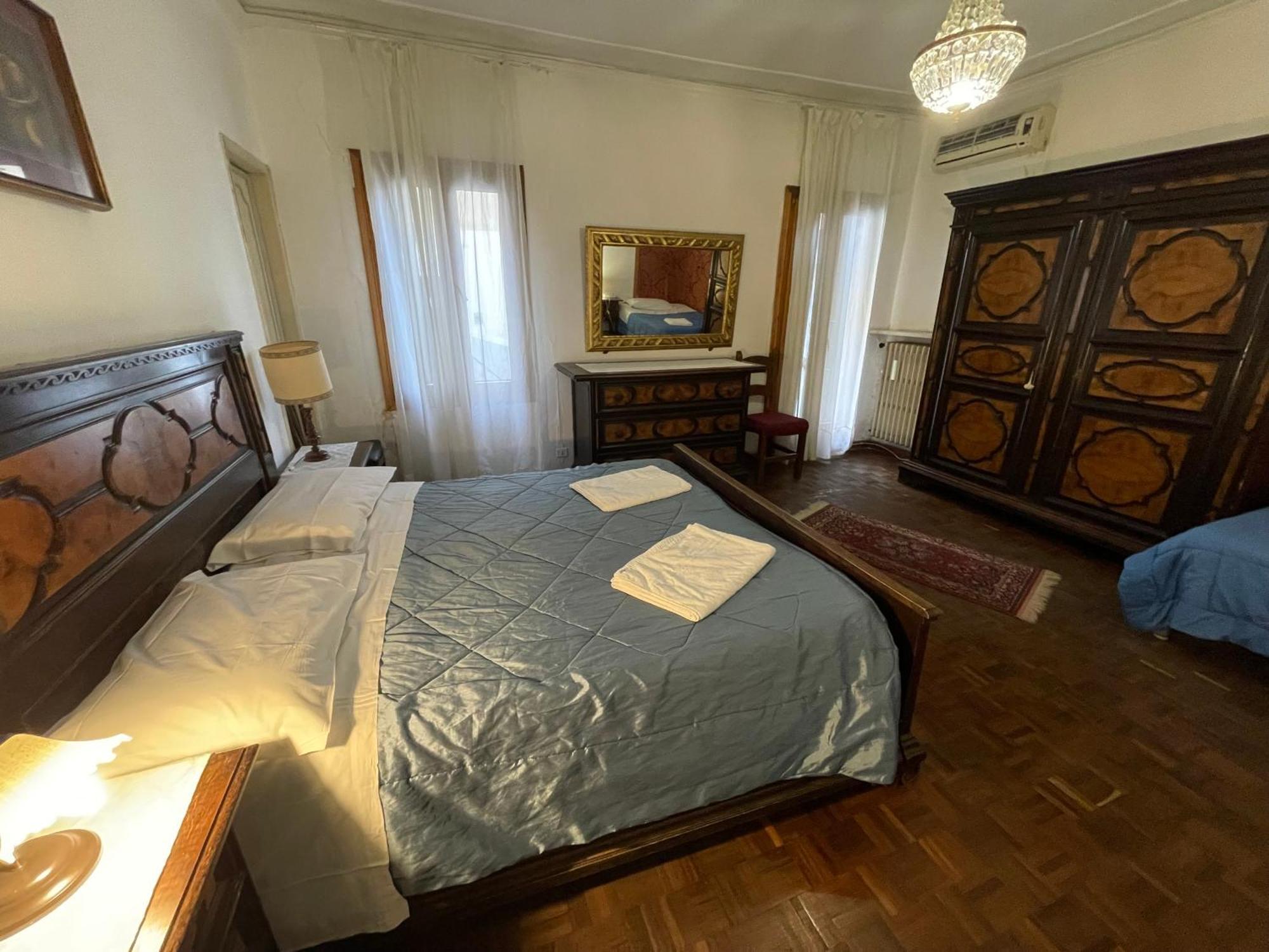 Princess Canal View Apartment Venice