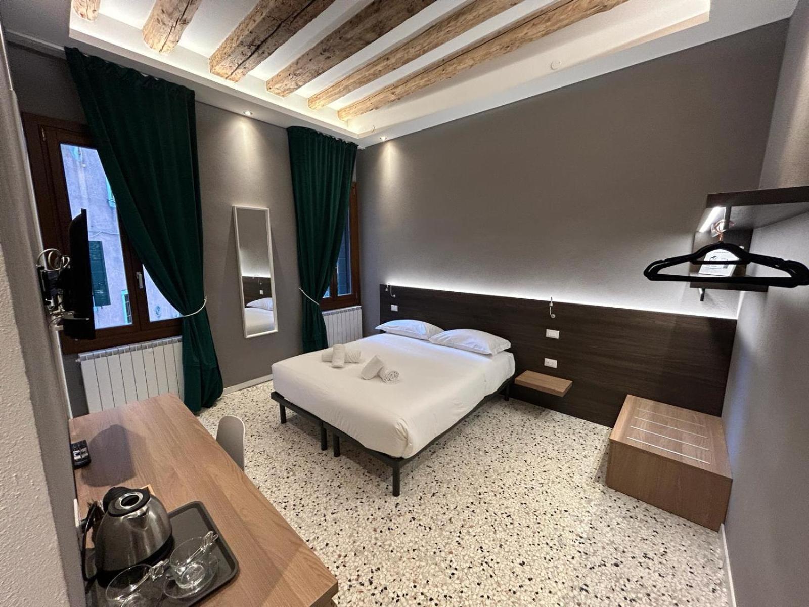 Ca' Piasentin Guest house *