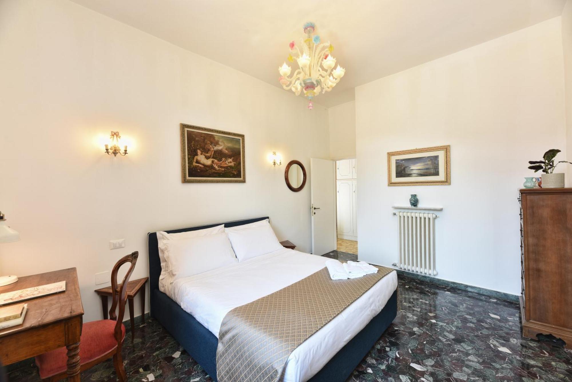 Soderini Splendor: First Floor Palazzo Charm At Castello Square Veneza