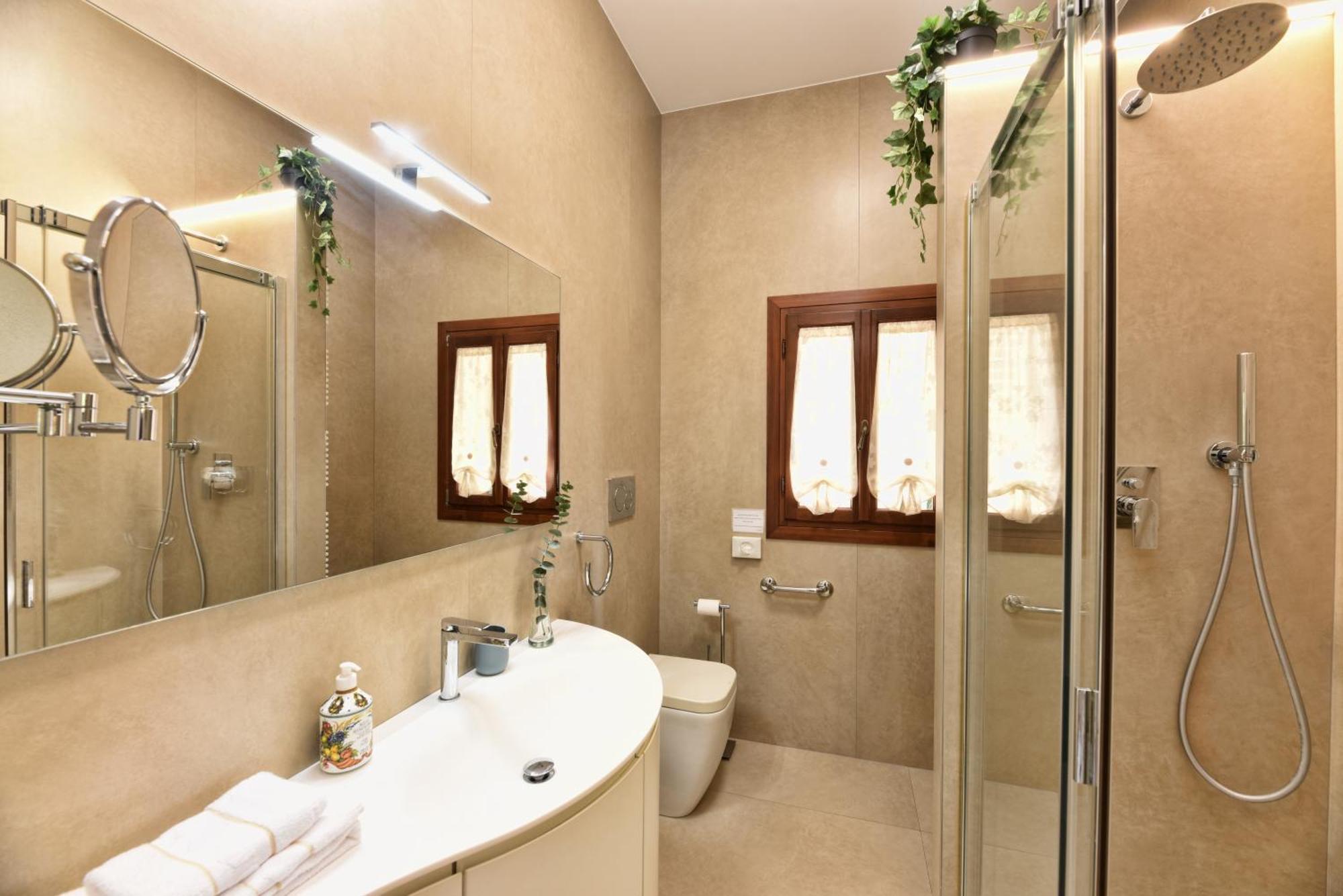 Soderini Splendor: First Floor Palazzo Charm At Castello Square Apartamento *
