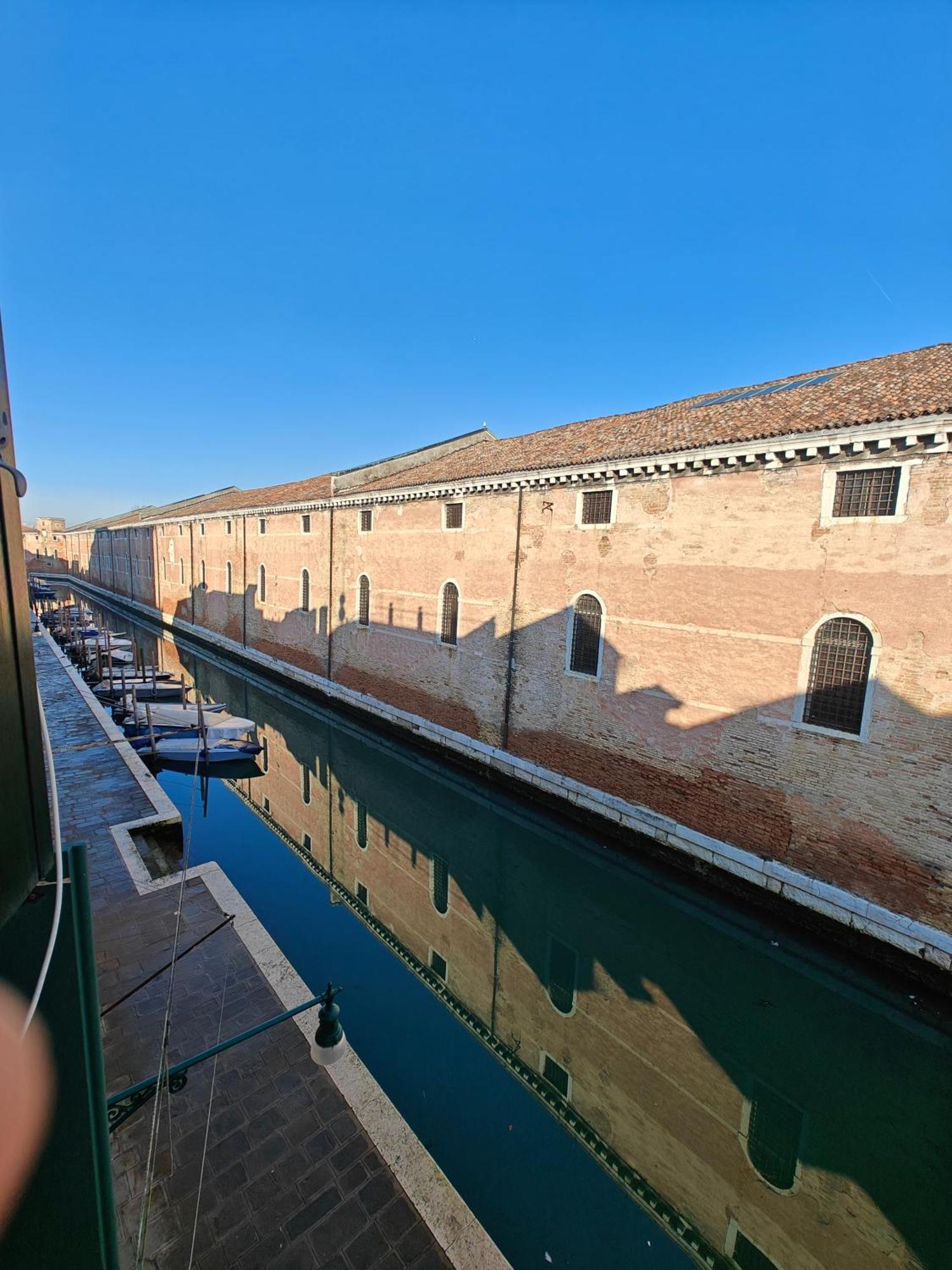 Apartment Castello Canal View Venice