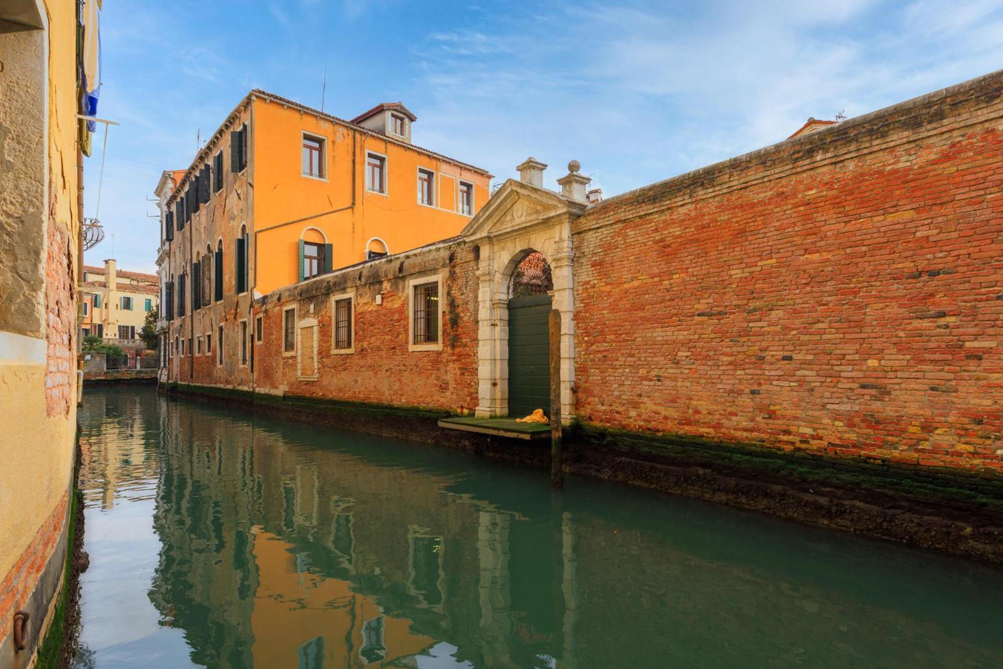 Ca' San Giacomo Canal View * Veneza