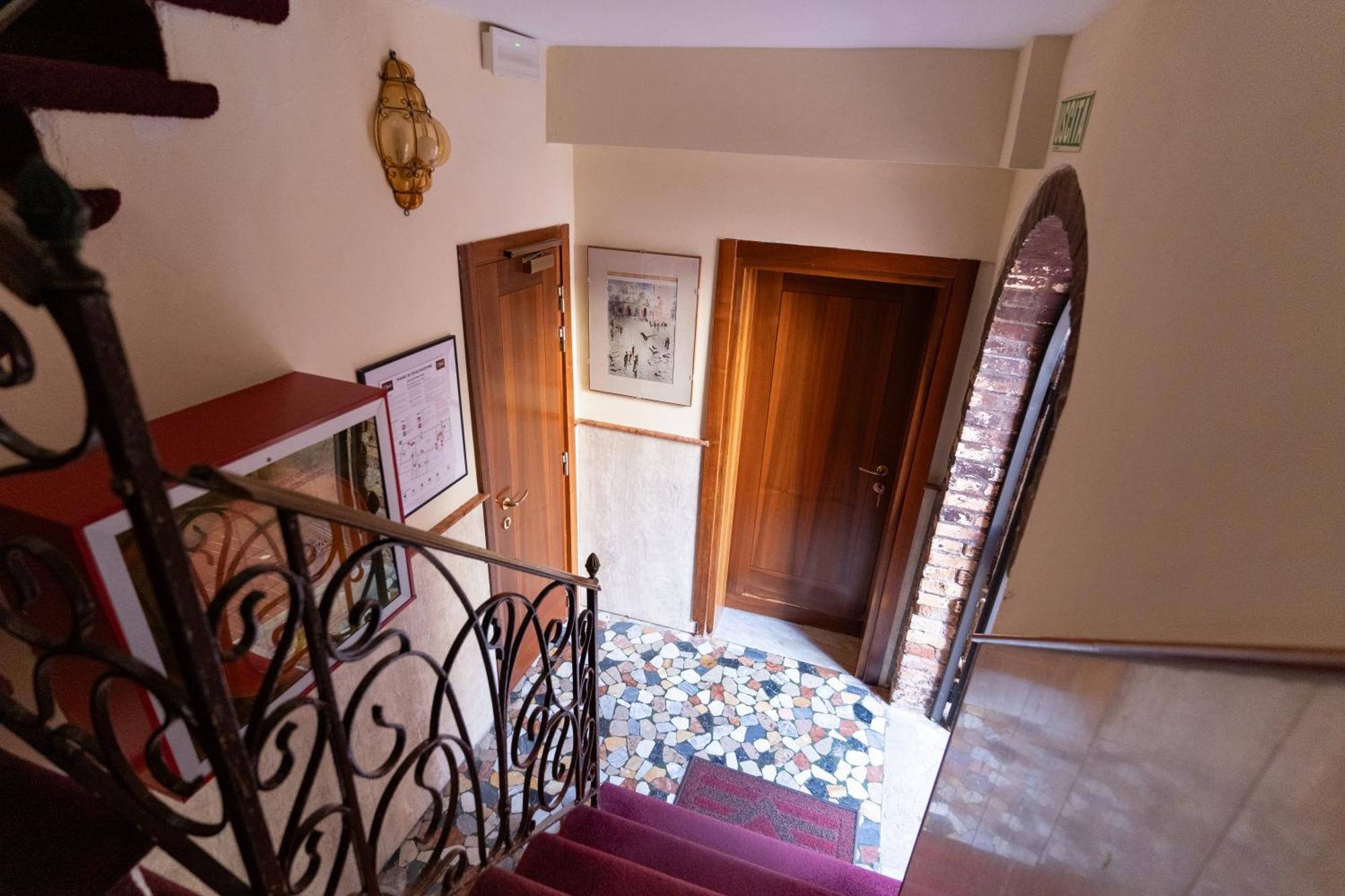 Tivoli 2*