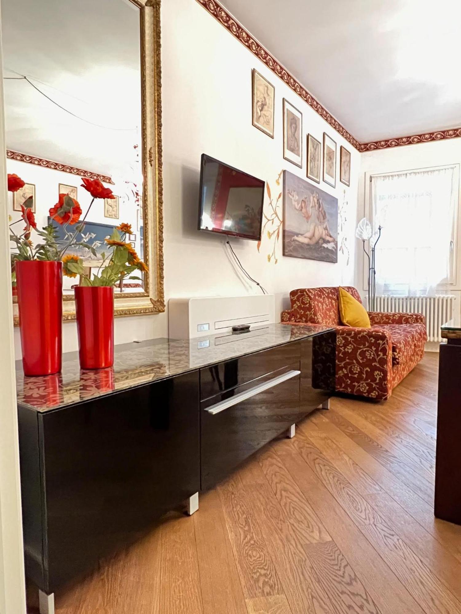 Casabella * Venice