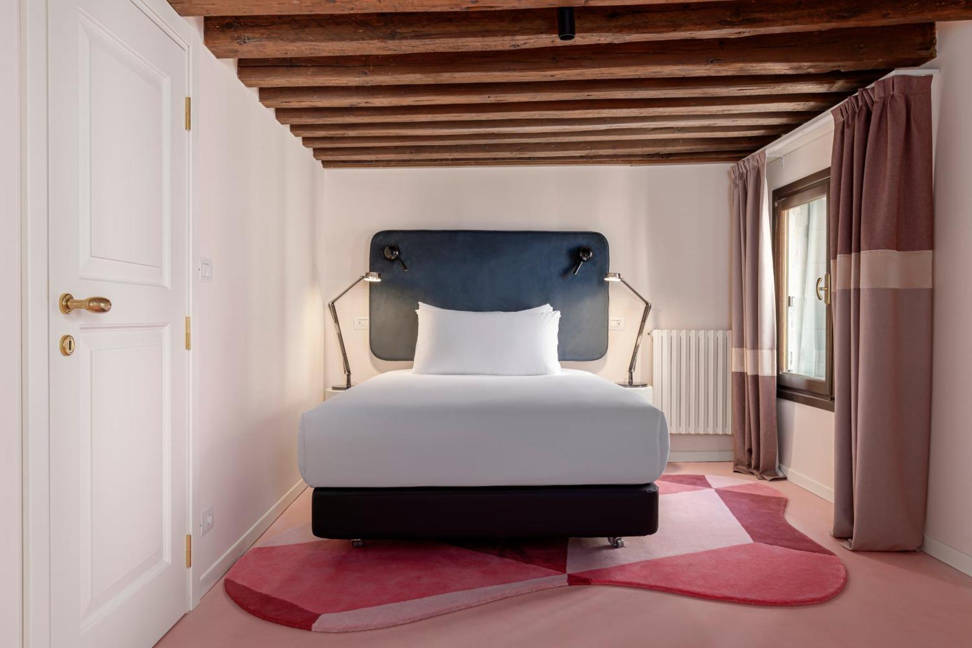 Palazzo Dei Fiori By Mate Apartment Venice