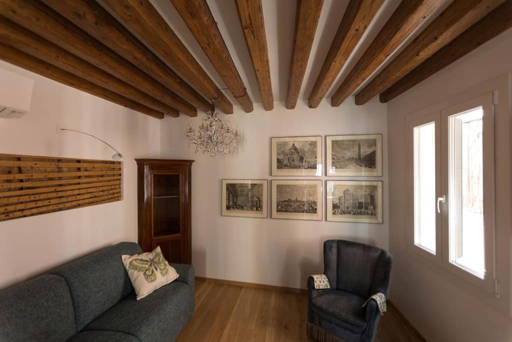 Apartment Aponalview 027042-loc-12481 *