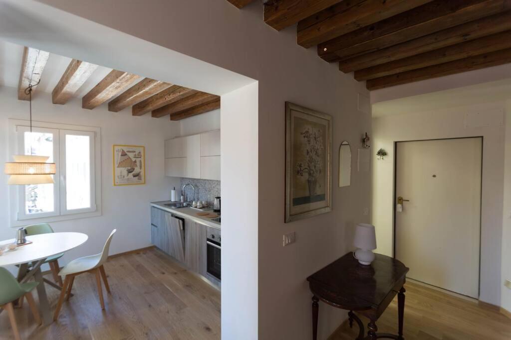 Aponalview 027042-loc-12481 Apartment Venice