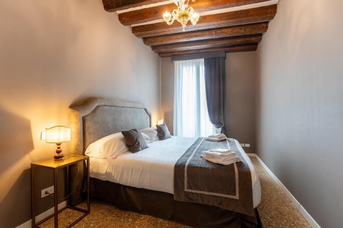 San Teodoro Palace - Luxury Apartments Apartment
