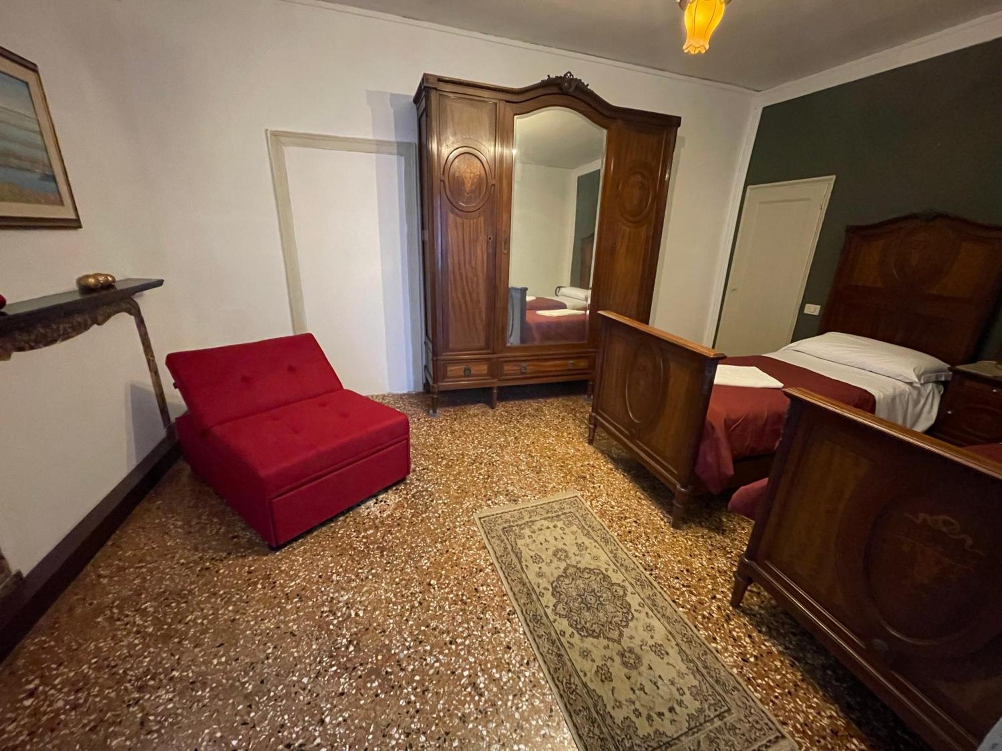 Guest house Lions