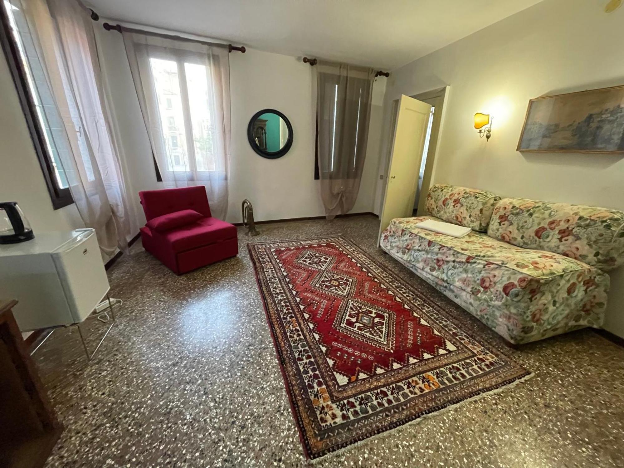 Lions Guest house *