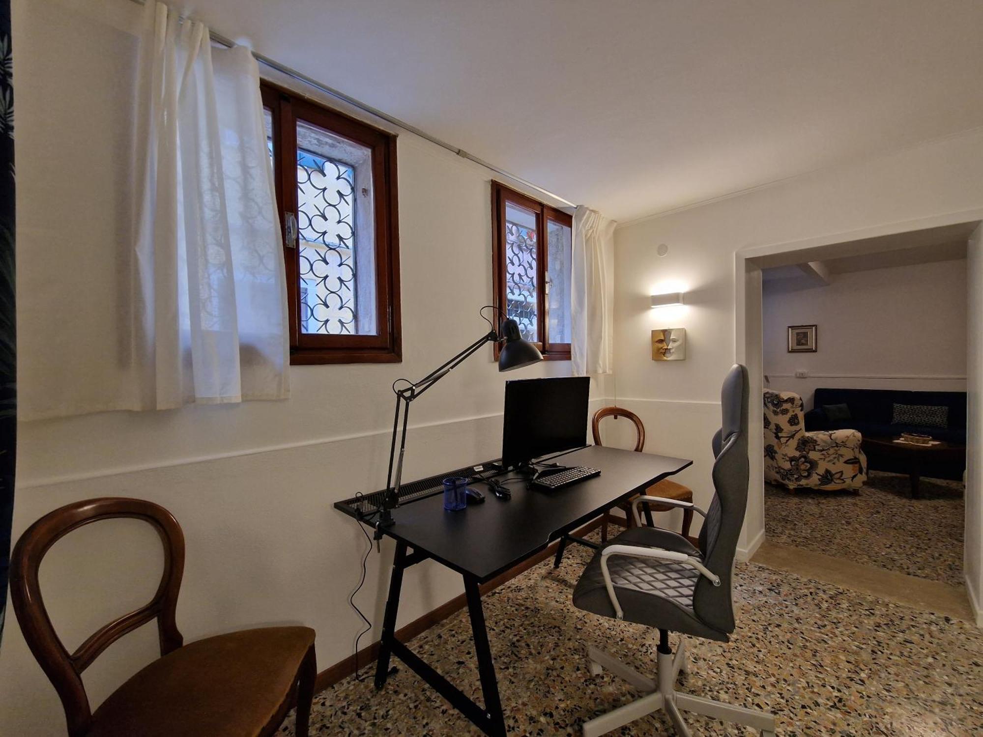 Veneziacentopercento La Forcola Apartment, Next To Rialto Bridge Venezia