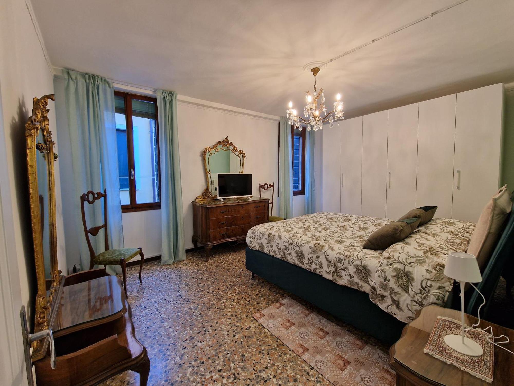 Veneziacentopercento La Forcola Apartment, Next To Rialto Bridge