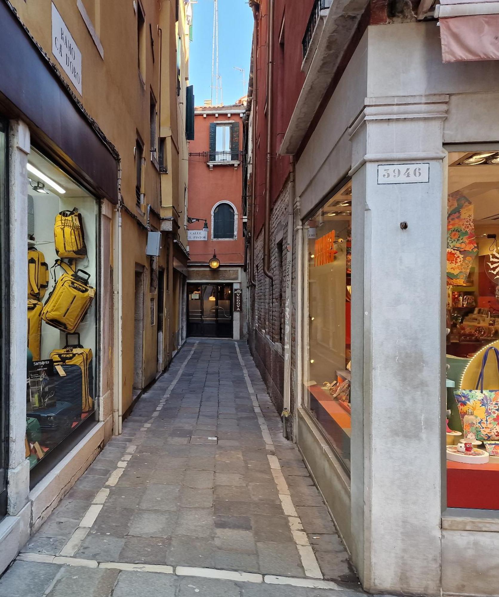 Veneziacentopercento La Forcola Apartment, Next To Rialto Bridge * Venezia