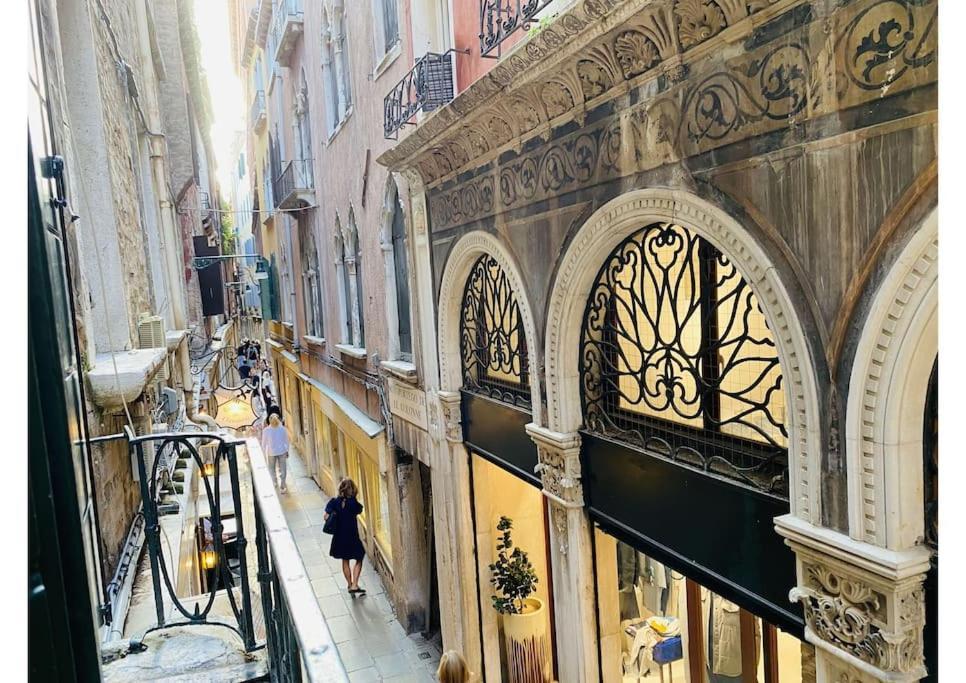 Sweet Time Venice, Luxury San Marco Frezzaria Apt! Appartamento Venezia