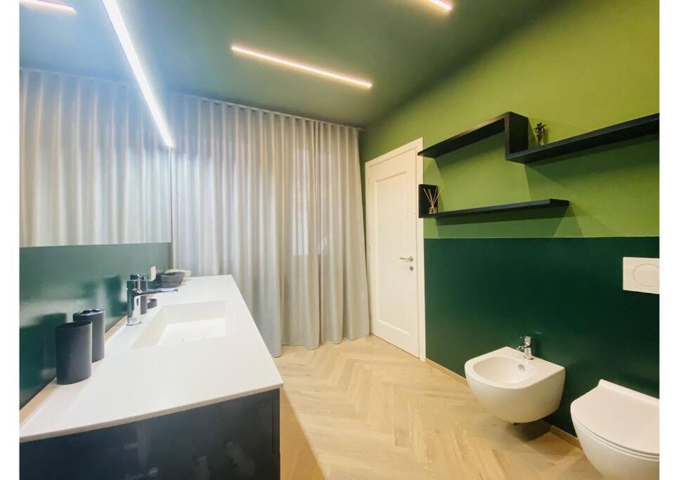 Sweet Time Venice, Luxury San Marco Frezzaria Apt! Appartamento *