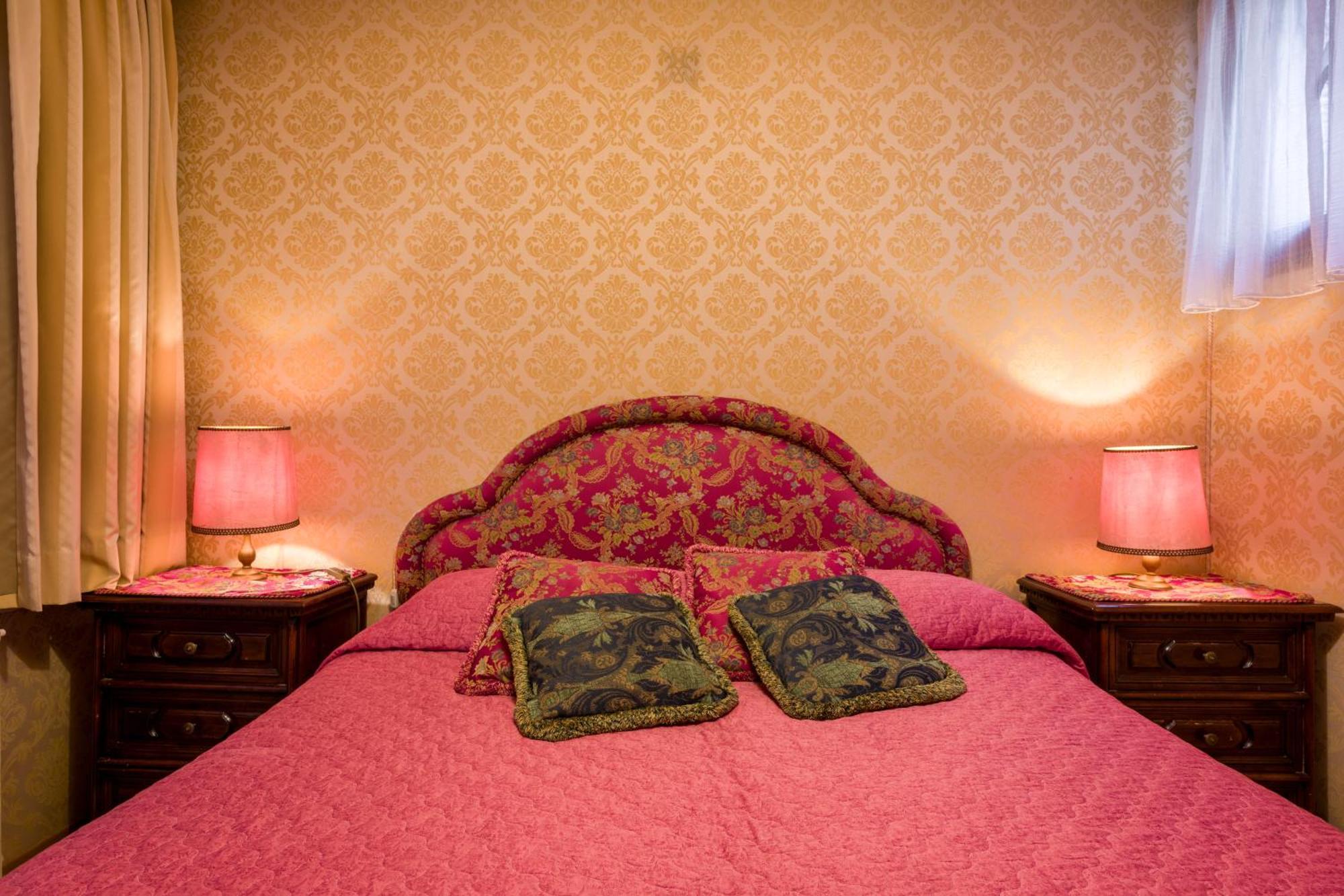 Lover's Nest In San Marco Square Apartment *