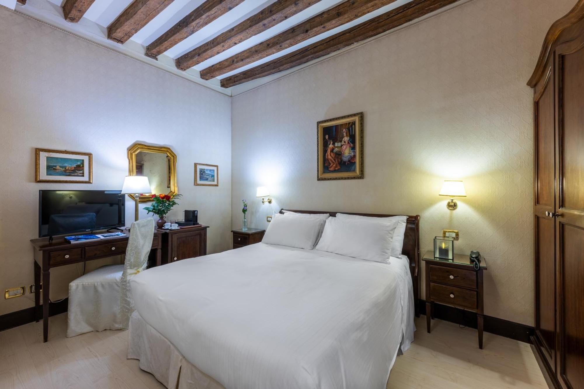 Ca' Del Nobile Hotel 3*