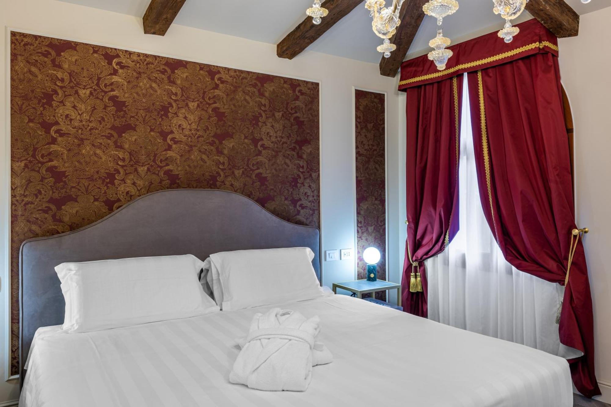 Palazzina Sardi 4* Veneza