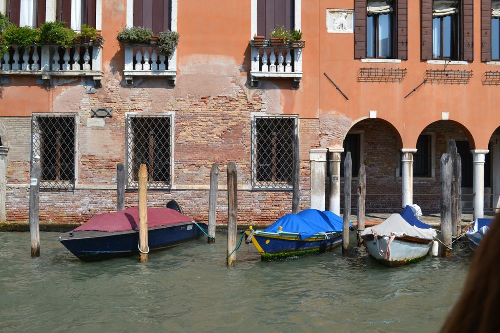Antica Riva Apartment *