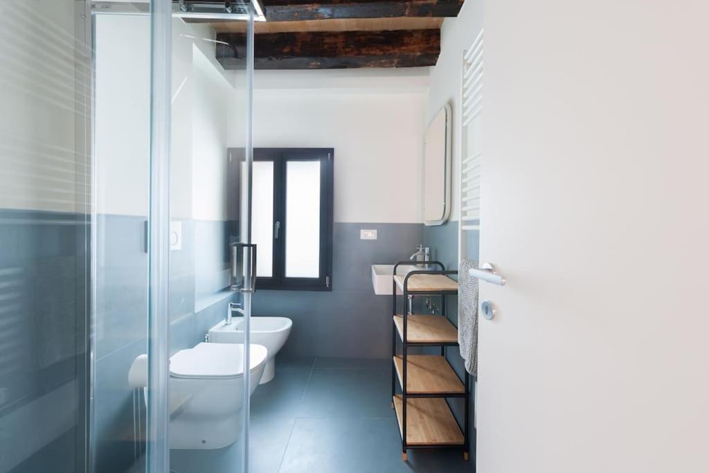 Apartment Ca' Ferrando, Brand New Apartment, Experienced Host! Venice