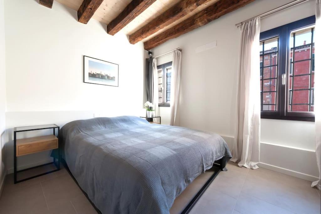 Apartment Ca' Ferrando, Brand New Apartment, Experienced Host! *